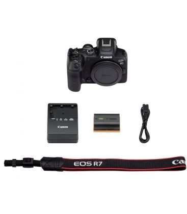 CANON EOS R7 + RF-S 18-150 mm f/3.5-6.3 IS STM